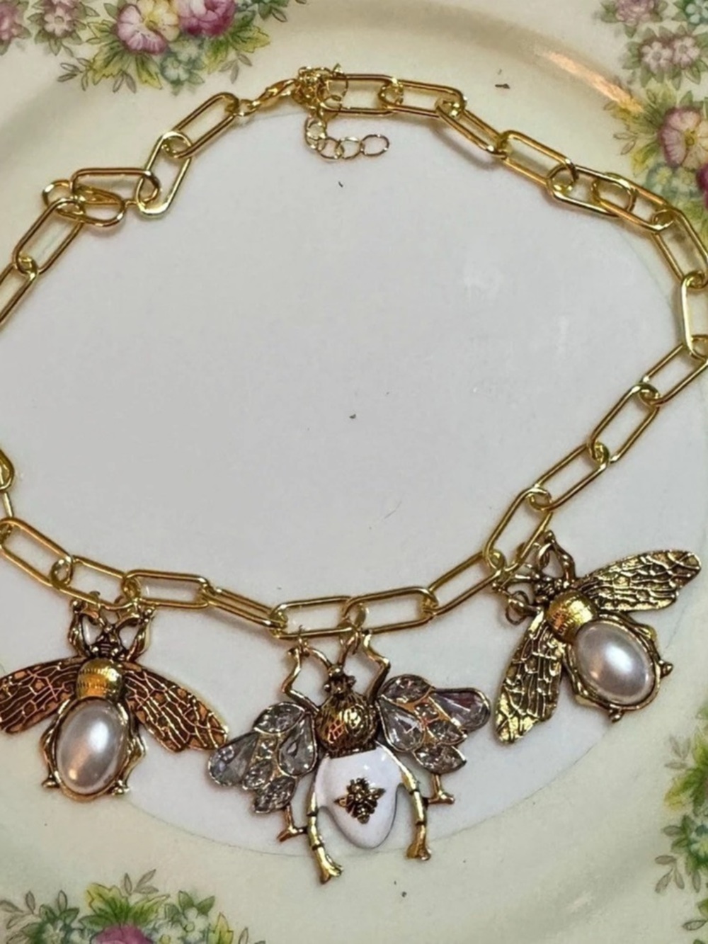 Bee Charm Statement Necklace in Gold & White NWT